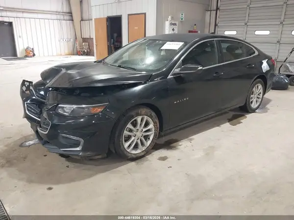 1G1ZD5ST1JF129808 2018 CHEVROLET MALIBU - Image 2