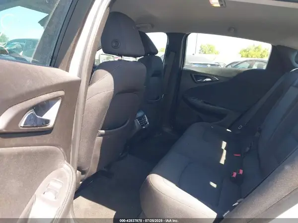 1G1ZD5ST1JF129937 2018 CHEVROLET MALIBU - Image 8