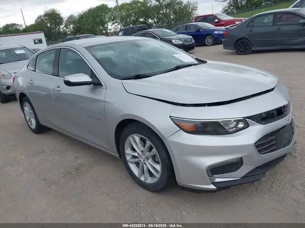 1G1ZD5ST1JF130120 2018 CHEVROLET MALIBU - Image 1