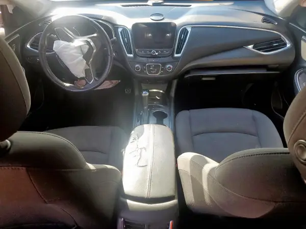 1G1ZD5ST1JF132160 2018 CHEVROLET MALIBU - Image 8