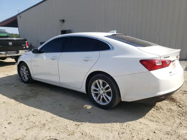 1G1ZD5ST1JF133132 2018 CHEVROLET MALIBU - Image 2
