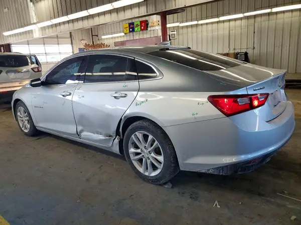 1G1ZD5ST1JF135477 2018 CHEVROLET MALIBU - Image 2