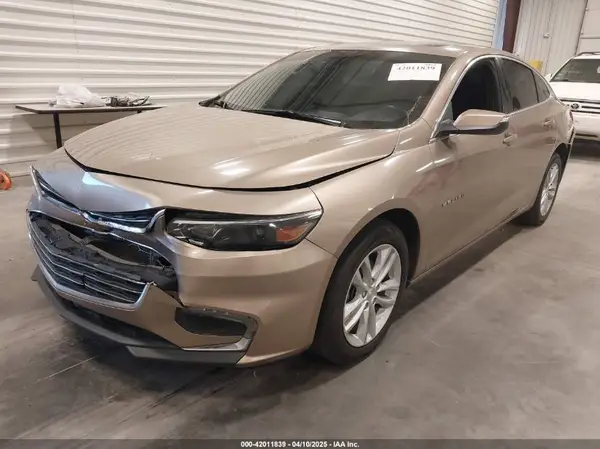 1G1ZD5ST1JF136368 2018 CHEVROLET MALIBU - Image 2