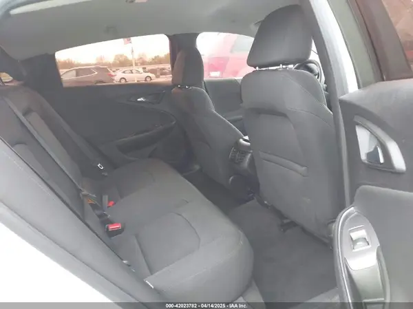 1G1ZD5ST1JF137956 2018 CHEVROLET MALIBU - Image 8