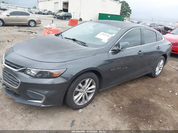 1G1ZD5ST1JF140341 2018 CHEVROLET MALIBU - Image 2