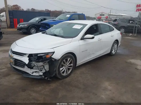 1G1ZD5ST1JF140551 2018 CHEVROLET MALIBU - Image 2
