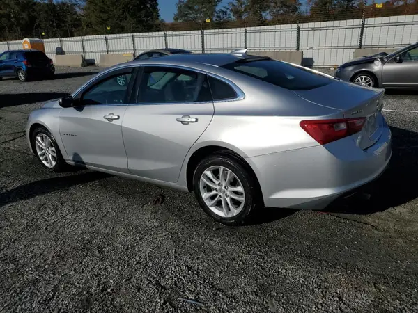 1G1ZD5ST1JF140937 2018 CHEVROLET MALIBU - Image 2