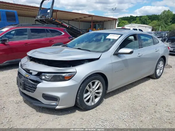 1G1ZD5ST1JF141683 2018 CHEVROLET MALIBU - Image 2