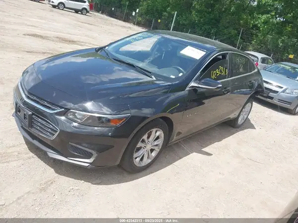 1G1ZD5ST1JF142333 2018 CHEVROLET MALIBU - Image 2