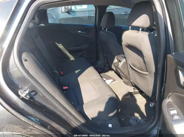 1G1ZD5ST1JF145202 2018 CHEVROLET MALIBU - Image 8