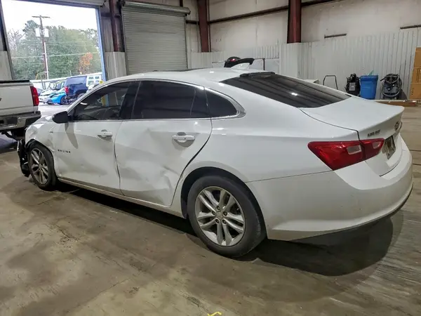 1G1ZD5ST1JF146950 2018 CHEVROLET MALIBU - Image 2