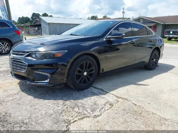1G1ZD5ST1JF149170 2018 CHEVROLET MALIBU - Image 2
