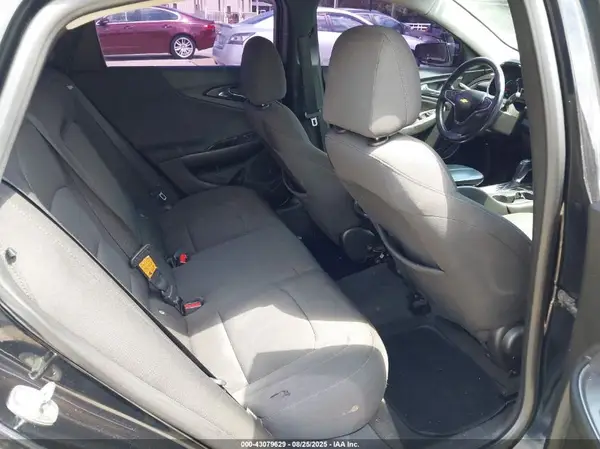 1G1ZD5ST1JF149170 2018 CHEVROLET MALIBU - Image 8