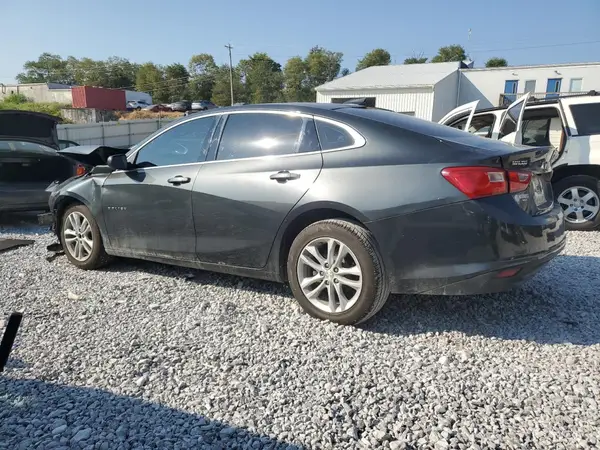 1G1ZD5ST1JF153574 2018 CHEVROLET MALIBU - Image 2