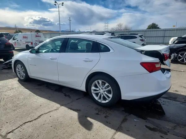 1G1ZD5ST1JF154580 2018 CHEVROLET MALIBU - Image 2