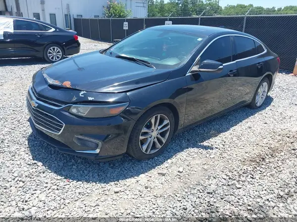1G1ZD5ST1JF156782 2018 CHEVROLET MALIBU - Image 2