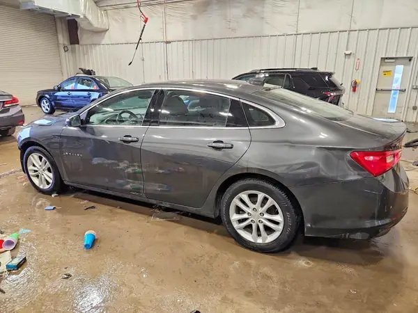 1G1ZD5ST1JF156961 2018 CHEVROLET MALIBU - Image 2