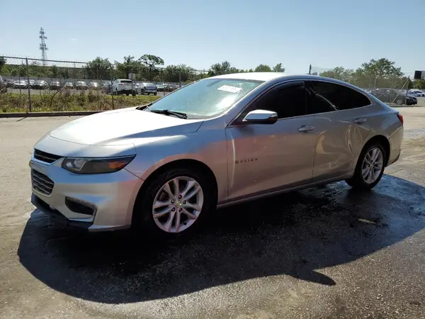 1G1ZD5ST1JF158404 2018 CHEVROLET MALIBU - Image 1