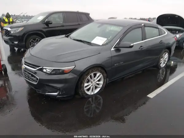 1G1ZD5ST1JF160797 2018 CHEVROLET MALIBU - Image 2
