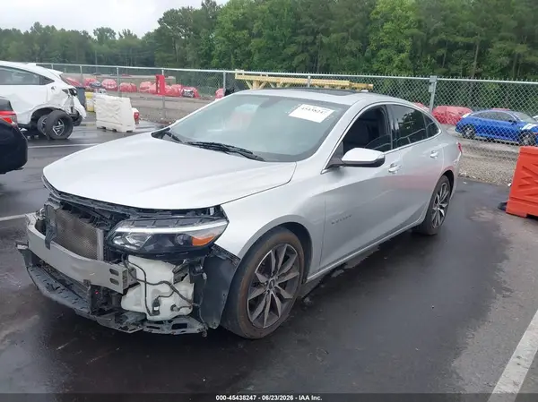 1G1ZD5ST1JF165028 2018 CHEVROLET MALIBU - Image 2