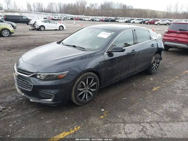 1G1ZD5ST1JF165613 2018 CHEVROLET MALIBU - Image 2