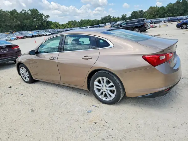 1G1ZD5ST1JF167281 2018 CHEVROLET MALIBU - Image 2