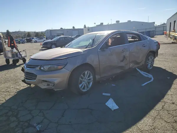 1G1ZD5ST1JF167765 2018 CHEVROLET MALIBU - Image 1