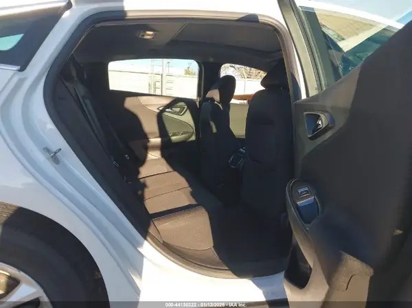1G1ZD5ST1JF168706 2018 CHEVROLET MALIBU - Image 8