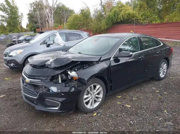 1G1ZD5ST1JF173744 2018 CHEVROLET MALIBU - Image 2