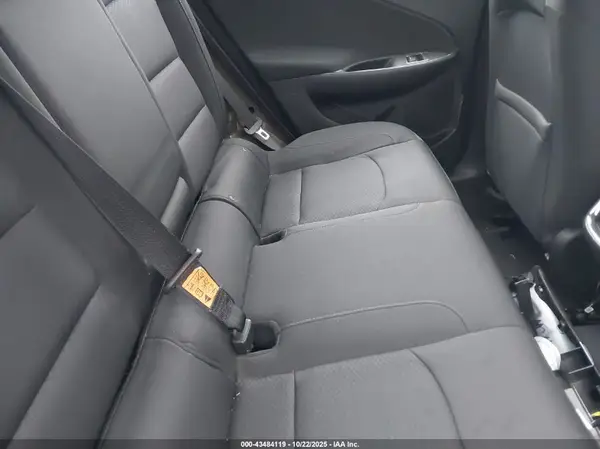 1G1ZD5ST1JF173744 2018 CHEVROLET MALIBU - Image 8
