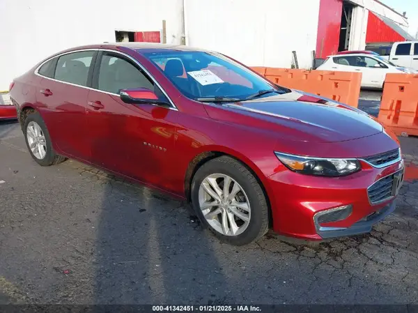 1G1ZD5ST1JF176224 2018 CHEVROLET MALIBU - Image 1