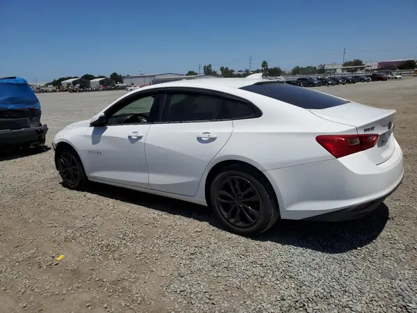 1G1ZD5ST1JF178927 2018 CHEVROLET MALIBU - Image 2