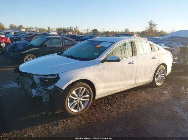 1G1ZD5ST1JF184775 2018 CHEVROLET MALIBU - Image 2