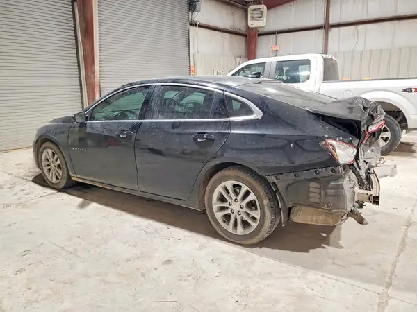 1G1ZD5ST1JF185294 2018 CHEVROLET MALIBU - Image 2