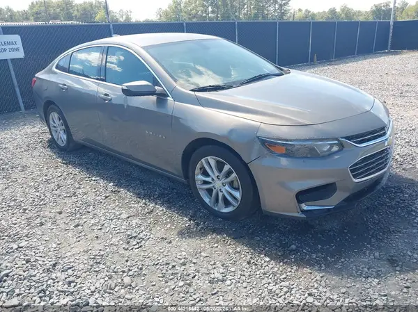 1G1ZD5ST1JF187725 2018 CHEVROLET MALIBU - Image 1