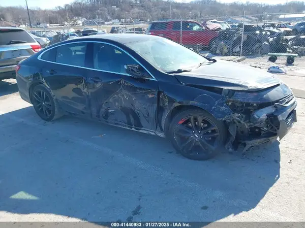 1G1ZD5ST1JF191483 2018 CHEVROLET MALIBU - Image 1