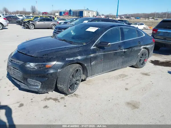 1G1ZD5ST1JF191483 2018 CHEVROLET MALIBU - Image 2