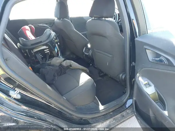 1G1ZD5ST1JF191483 2018 CHEVROLET MALIBU - Image 8