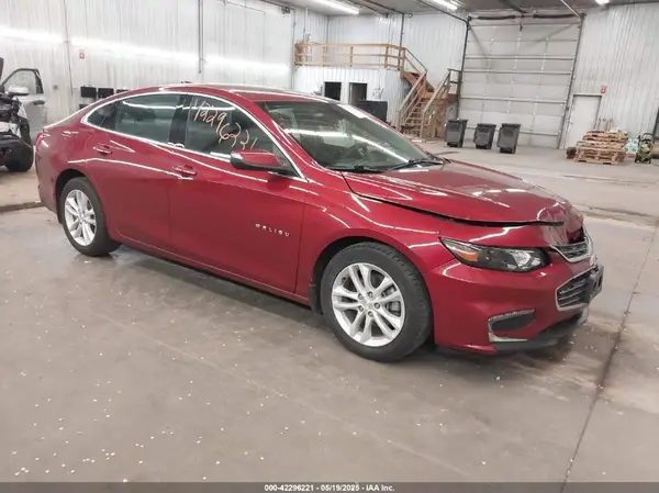 1G1ZD5ST1JF194660 2018 CHEVROLET MALIBU - Image 1