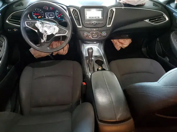 1G1ZD5ST1JF196764 2018 CHEVROLET MALIBU - Image 8