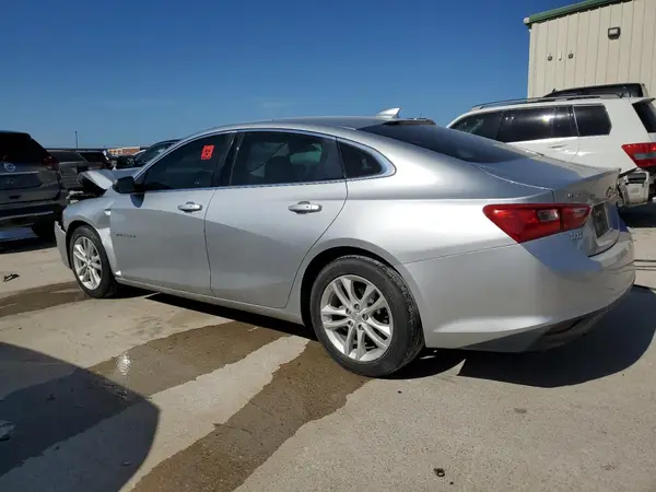 1G1ZD5ST1JF200232 2018 CHEVROLET MALIBU - Image 2