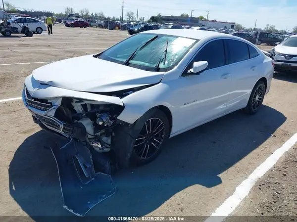 1G1ZD5ST1JF200621 2018 CHEVROLET MALIBU - Image 2