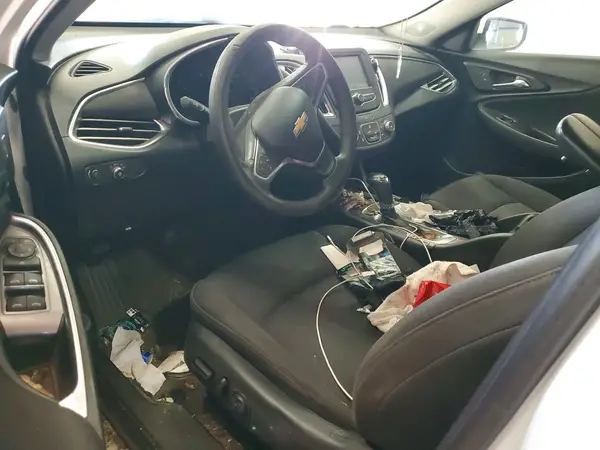 1G1ZD5ST1JF201185 2018 CHEVROLET MALIBU - Image 8