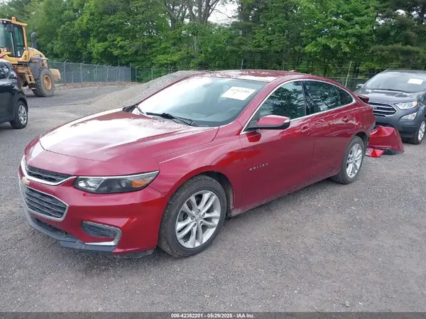1G1ZD5ST1JF203387 2018 CHEVROLET MALIBU - Image 2