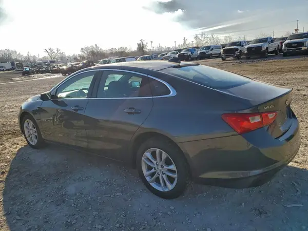 1G1ZD5ST1JF207021 2018 CHEVROLET MALIBU - Image 2