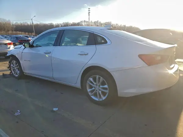 1G1ZD5ST1JF208430 2018 CHEVROLET MALIBU - Image 2