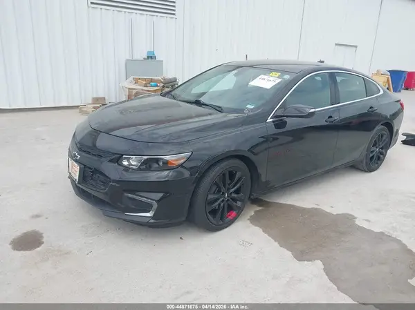 1G1ZD5ST1JF213076 2018 CHEVROLET MALIBU - Image 2