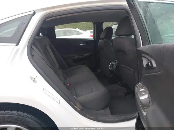 1G1ZD5ST1JF213532 2018 CHEVROLET MALIBU - Image 8