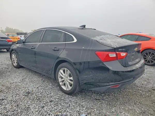 1G1ZD5ST1JF214695 2018 CHEVROLET MALIBU - Image 2