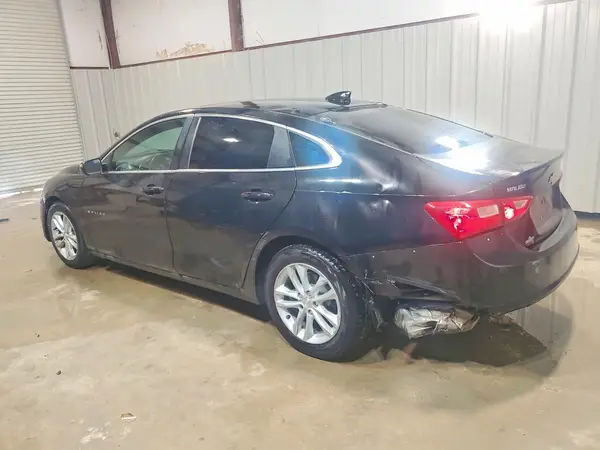 1G1ZD5ST1JF218715 2018 CHEVROLET MALIBU - Image 2
